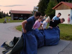 UA250802 zeskamp 03.jpg